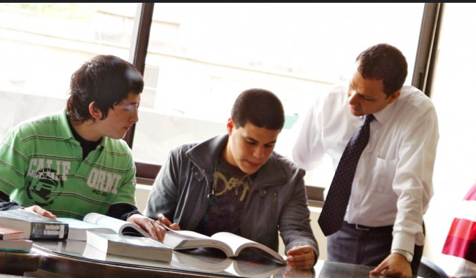 Servicios de apoyo académico completos